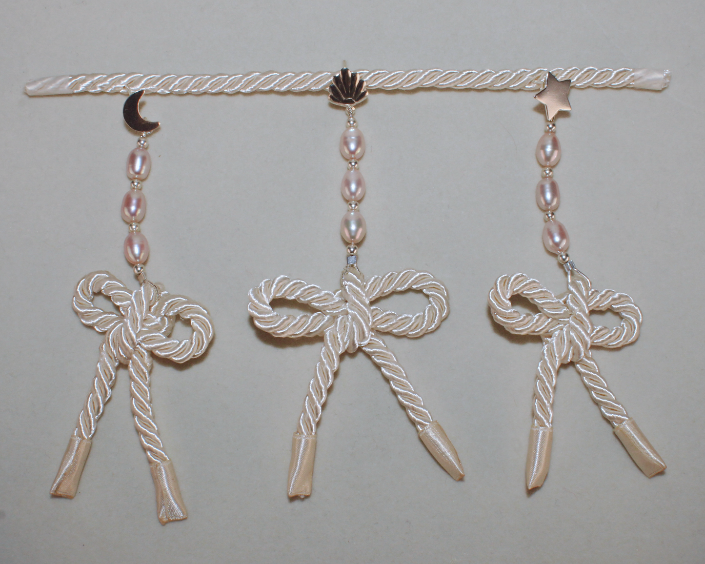 Take a Bow Single Earring