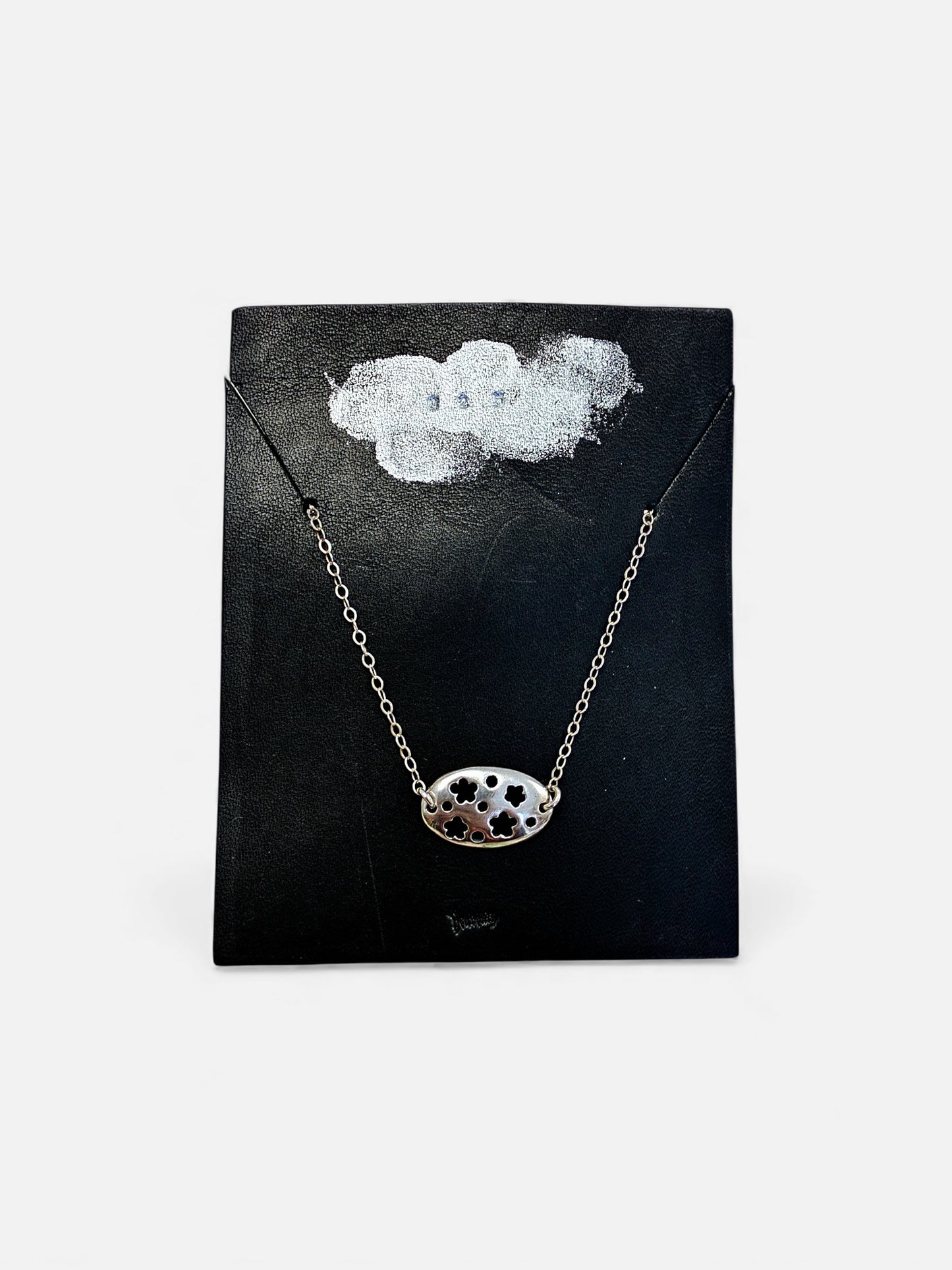Flores Necklace